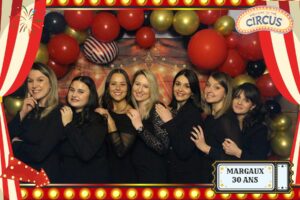 MayBooth Metz - Images